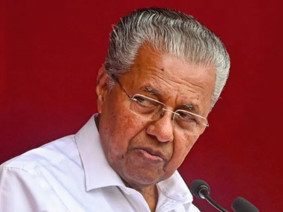 kerala cm vijayan fires on telangana government